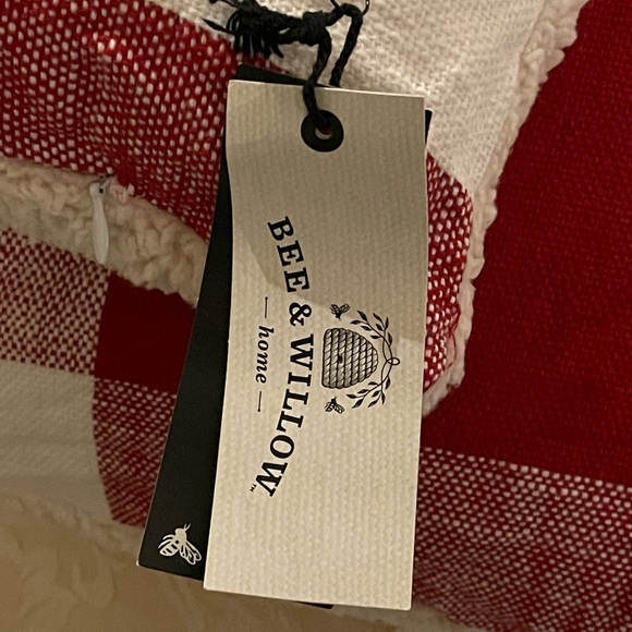 NWT Bee & Willow Buffalo Check Euro Pillow 26” - Picture 11 of 14